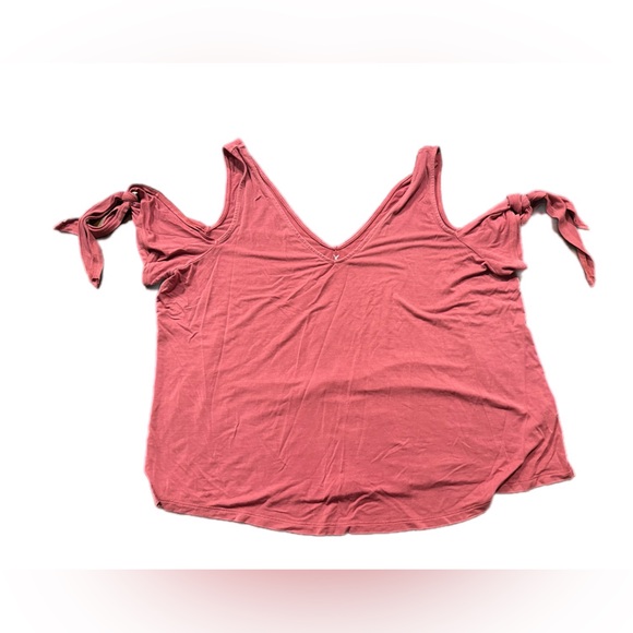AE Outfitters cold shoulder dusty rose deep V tank - Picture 1 of 4